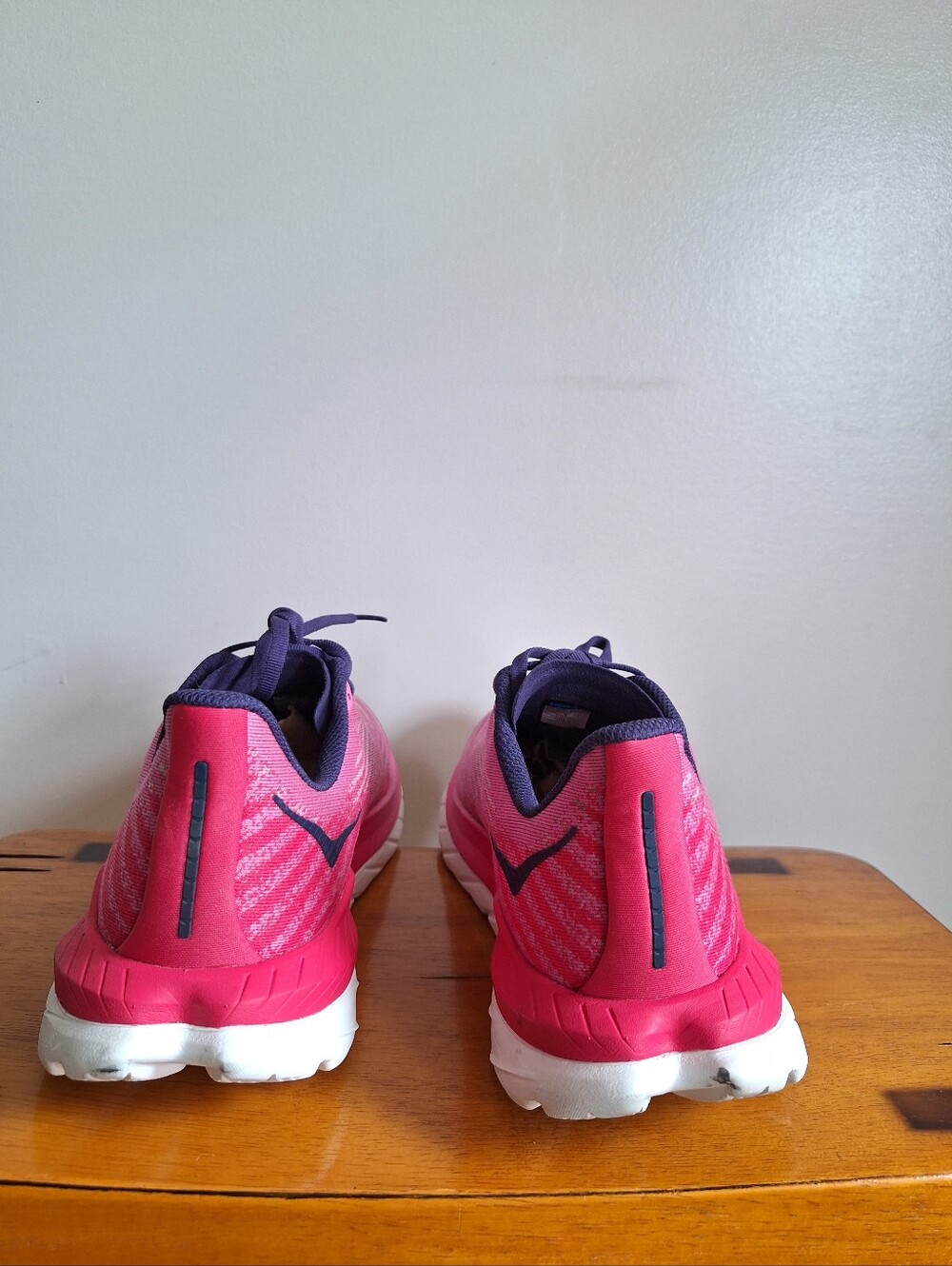 Hoka Mach 5 Women's way Raspberry / Summer Song Size 9.5B - Picture 4 of 13